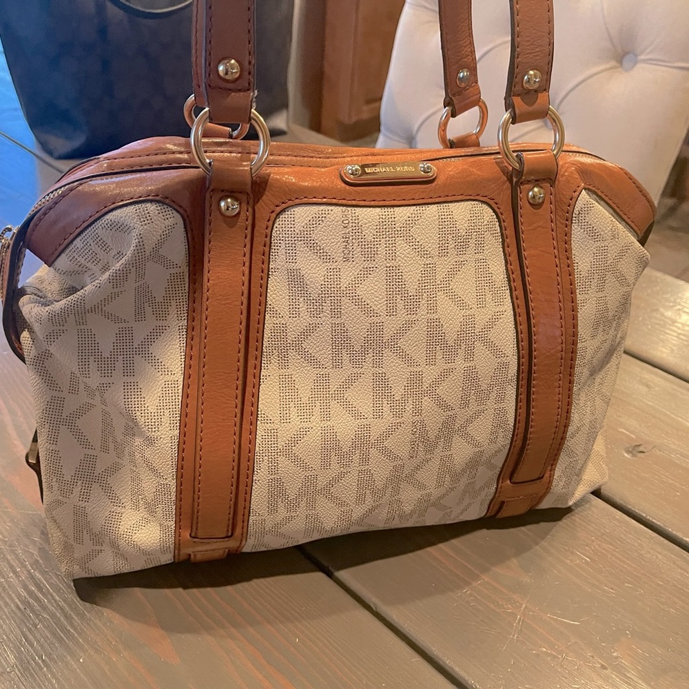 Michael Kors shoulder bag